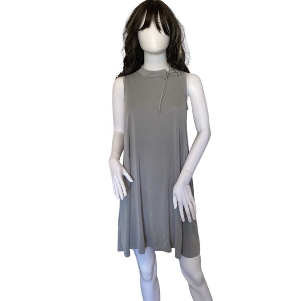 Lazy Sunday Sleeveless Swing Dress